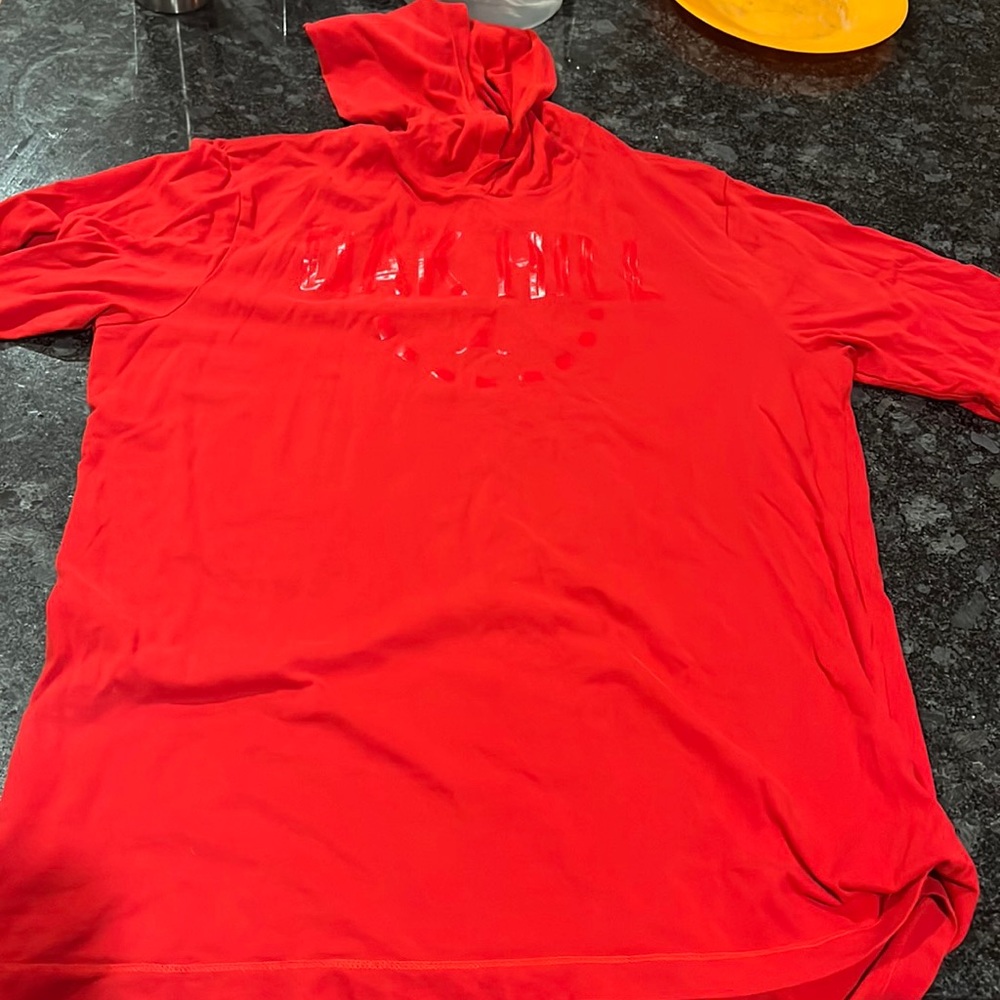 Oak hill short sleeve hoodie